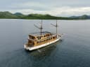 Kapal Bajo Sunset Voyages