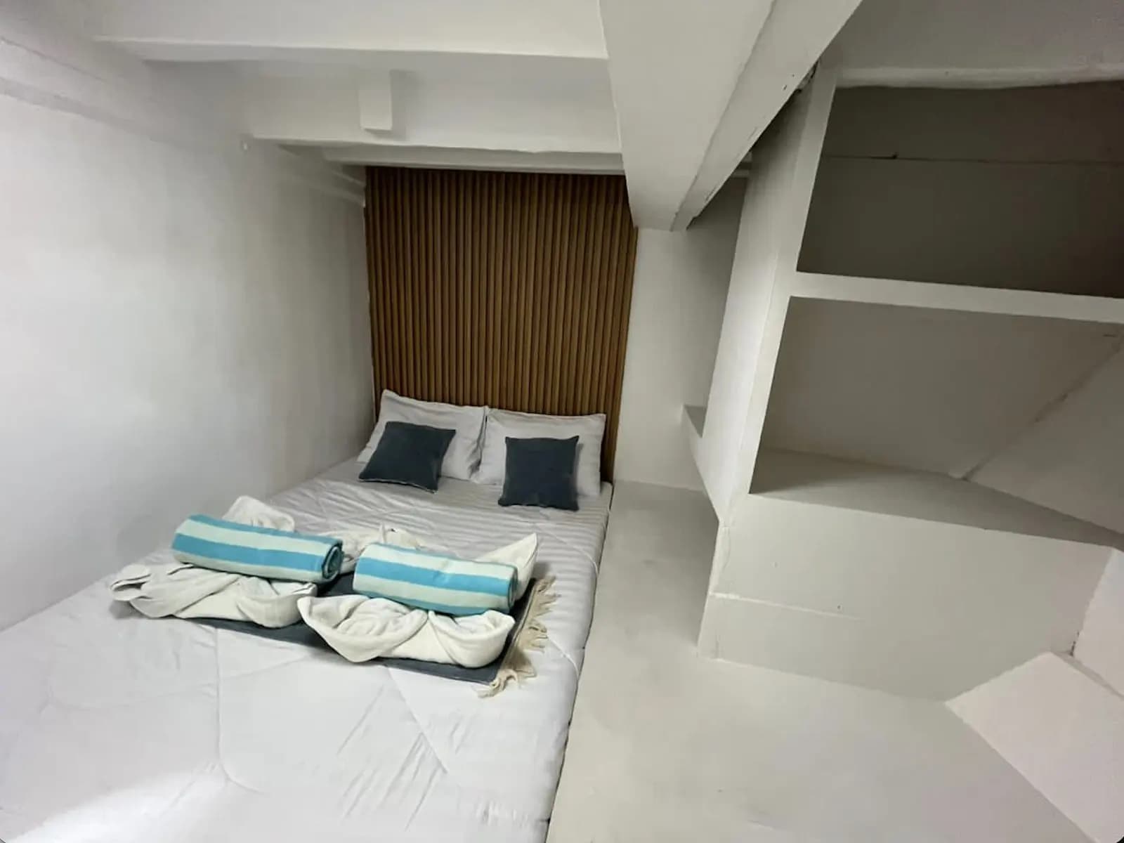 Sewa bot Leticia di Labuan Bajo, foto 11