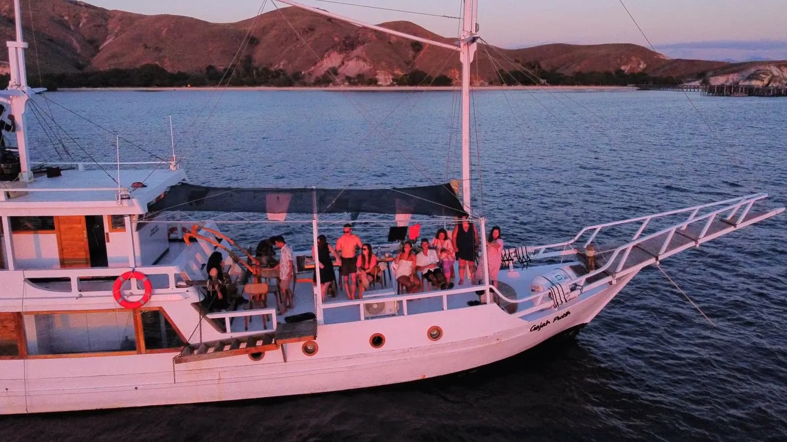 纳闽巴霍 (Labuan Bajo) Gajah Putih 包船,照片 13