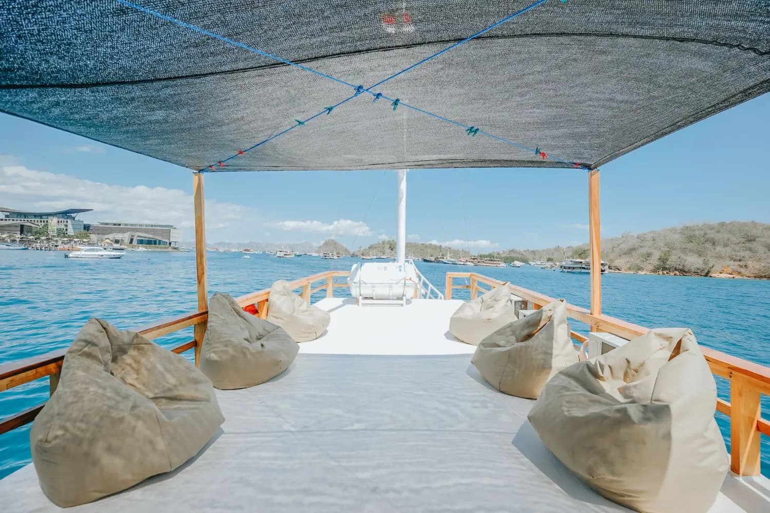 纳闽巴霍 (Labuan Bajo) Segara 包船,照片 3