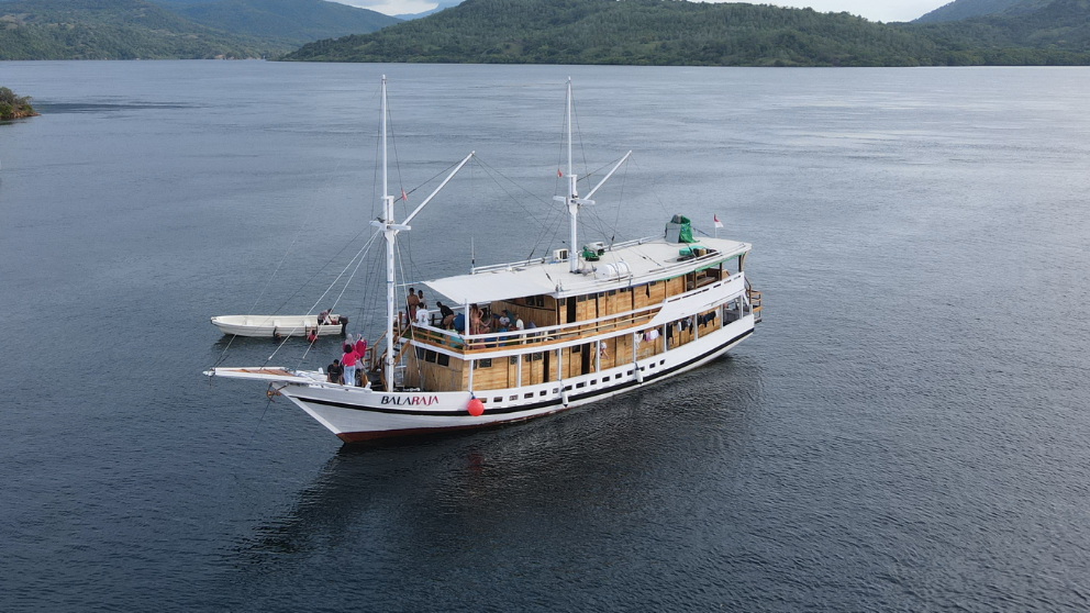 boat-bala-raja-komodo