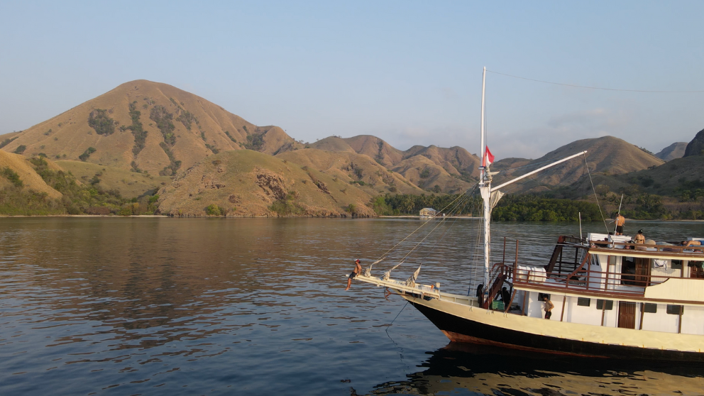 boat-lamborajo-labuan-Bajo