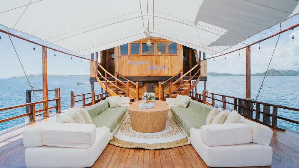 boat-zada-nara-komodo