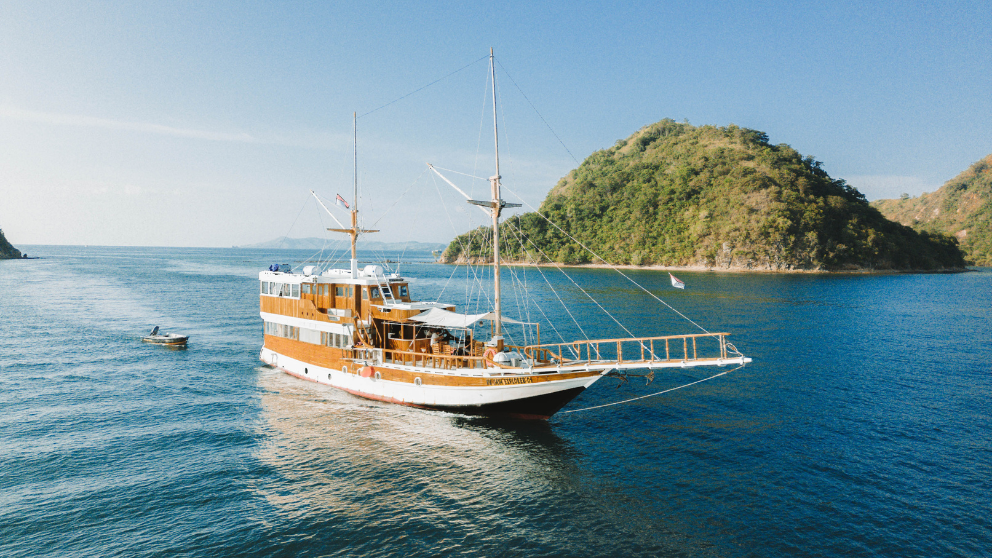 phinisi-komodo-nk-jaya
