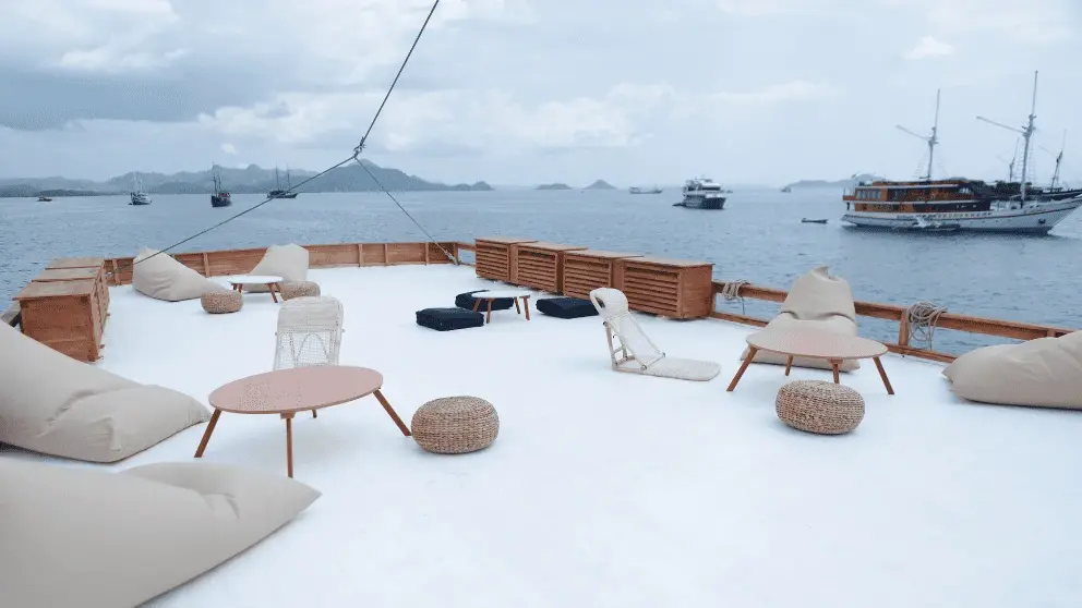 sundeck-aimar-cruise-labuan-bajo